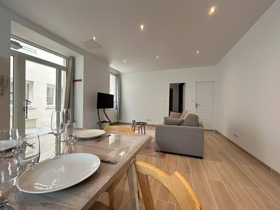 Chez Aya Appartement Épernay Buitenkant foto