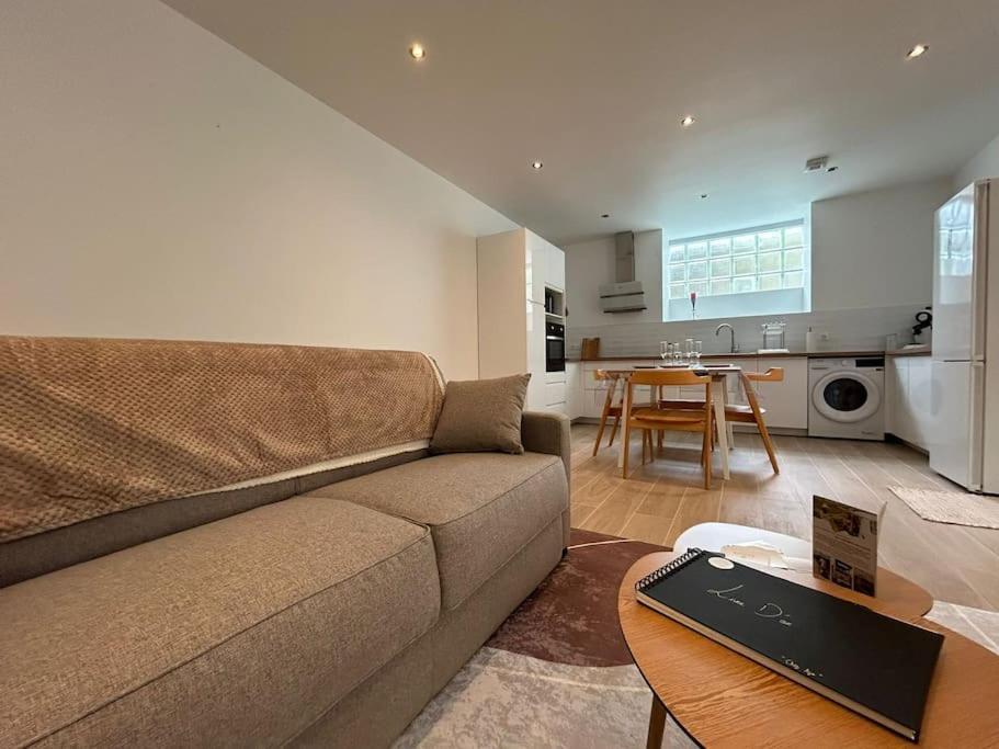 Chez Aya Appartement Épernay Buitenkant foto